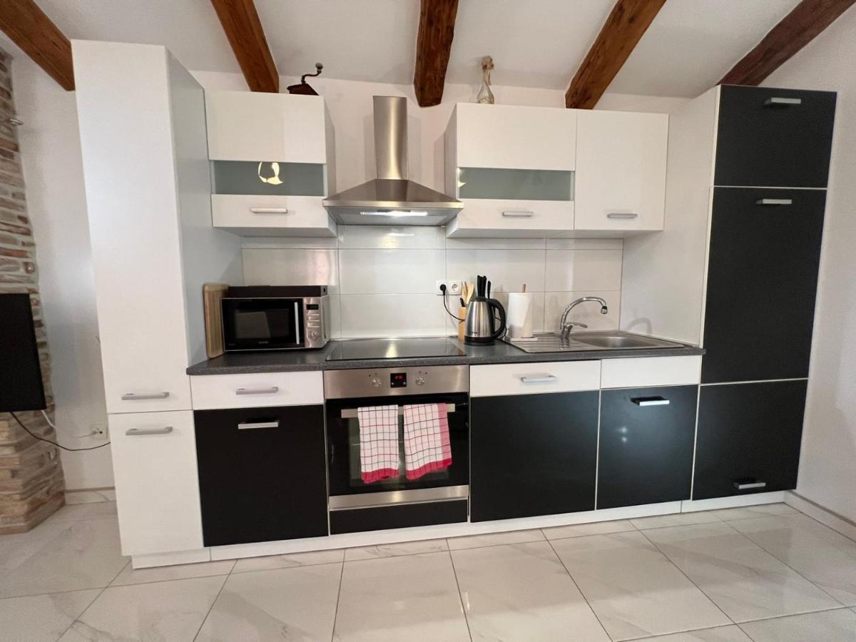 Apartman Lorena Lakmartin Kültér fotó